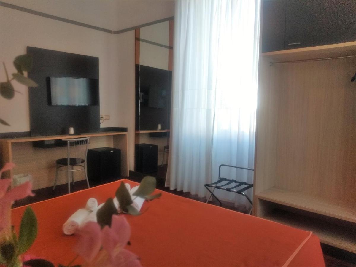 Hotel Morandi Sanremo Bagian luar foto