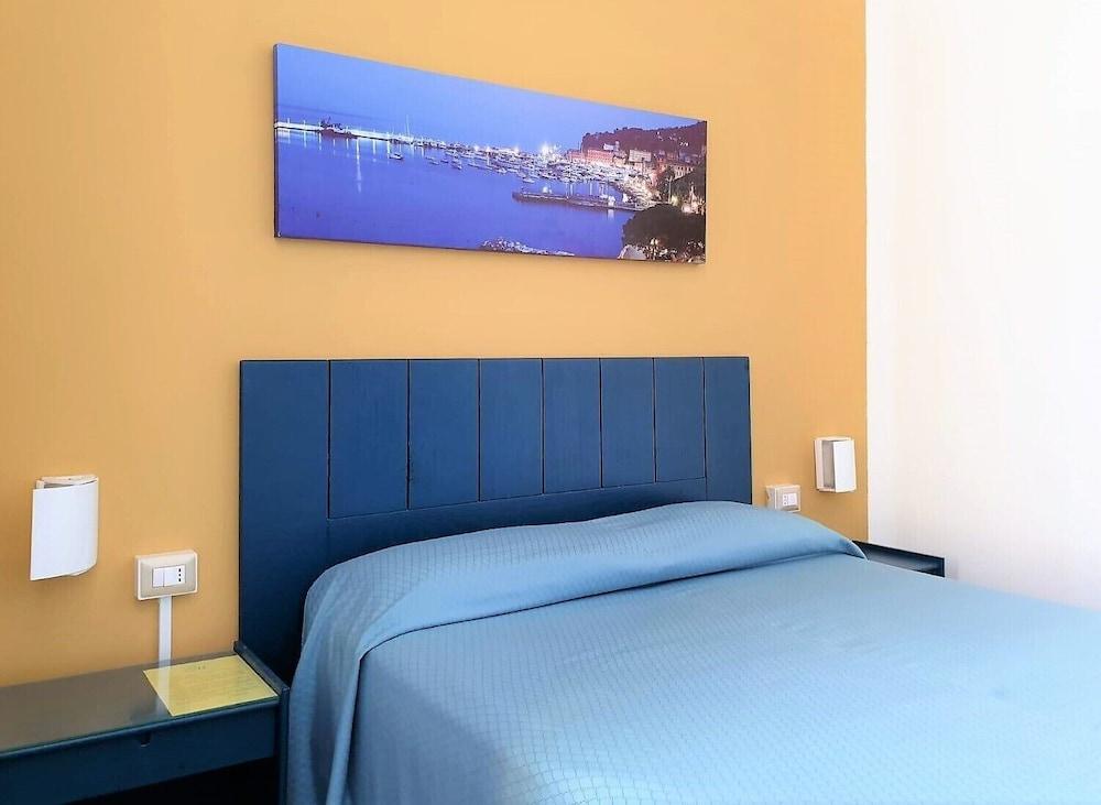 Hotel Morandi Sanremo Bagian luar foto